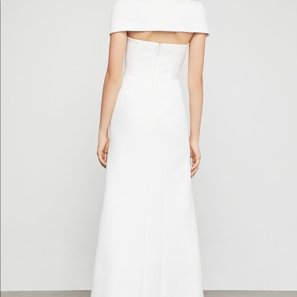 BCBG Maxazaria Amalie Off-The-Shoulder Gown Size 4